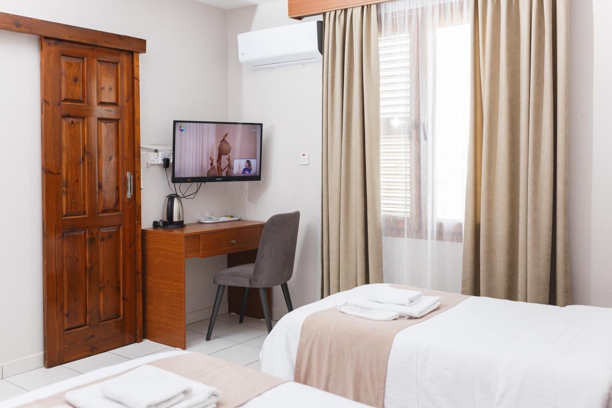 Homelike Guest House Κερύνεια Δωμάτιο φωτογραφία